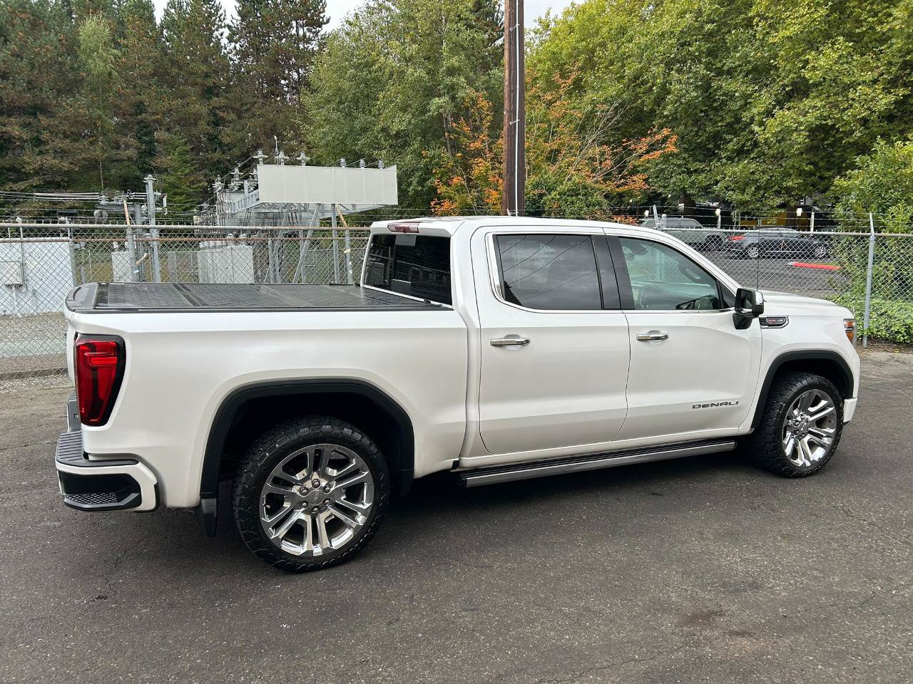Used 2019 GMC Sierra 1500 Denali w/ Denali Ultimate Package AWD/4WD image 4