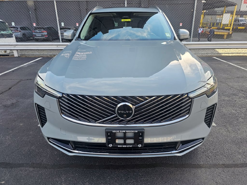 Certified 2026 Volvo XC90 B6 Plus w/ Protection Package