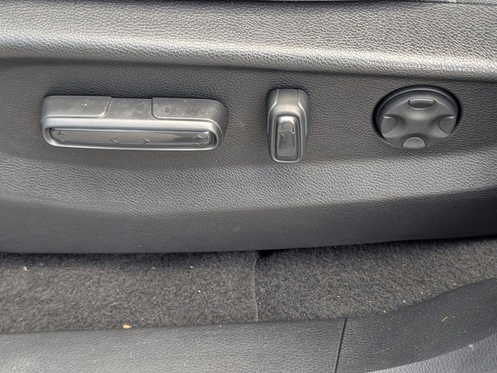 Used 2018 Honda CR-V EX image 21