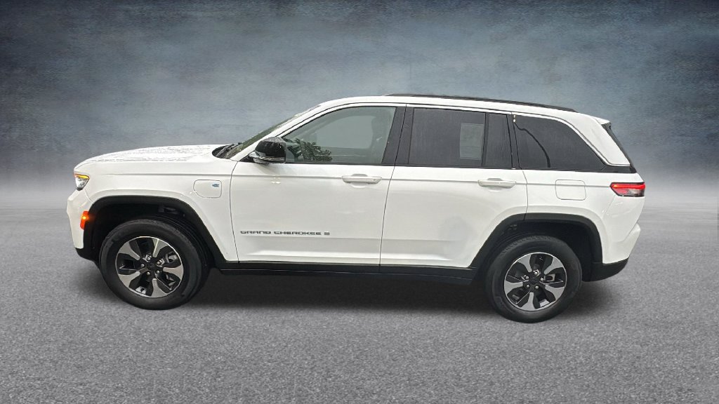 Used 2025 Jeep Grand Cherokee Limited 4xe AWD/4WD image 7