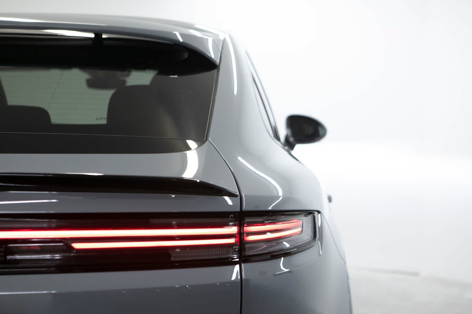 New 2026 Porsche Cayenne GTS AWD/4WD image 40