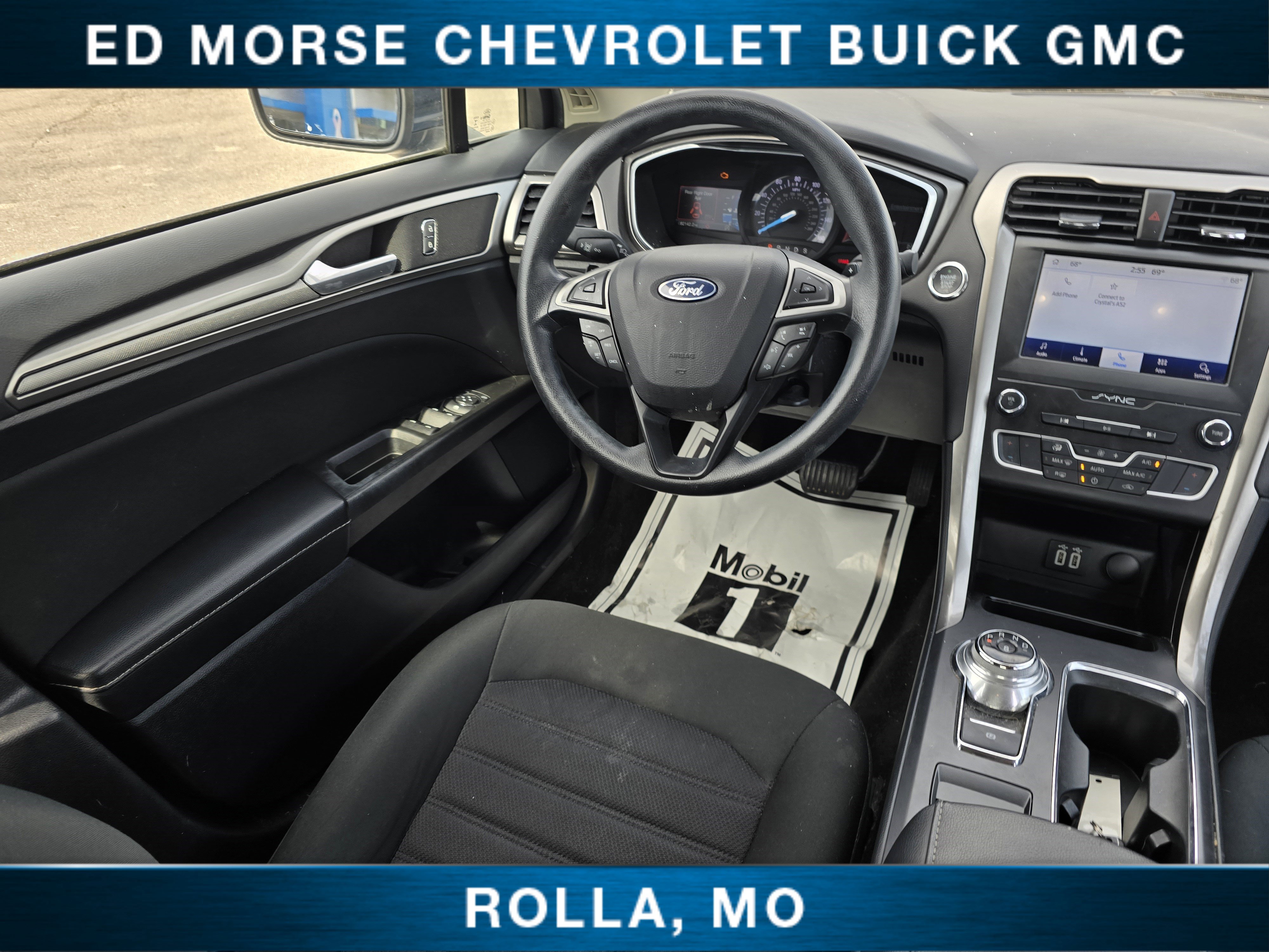 Used 2019 Ford Fusion SE image 24