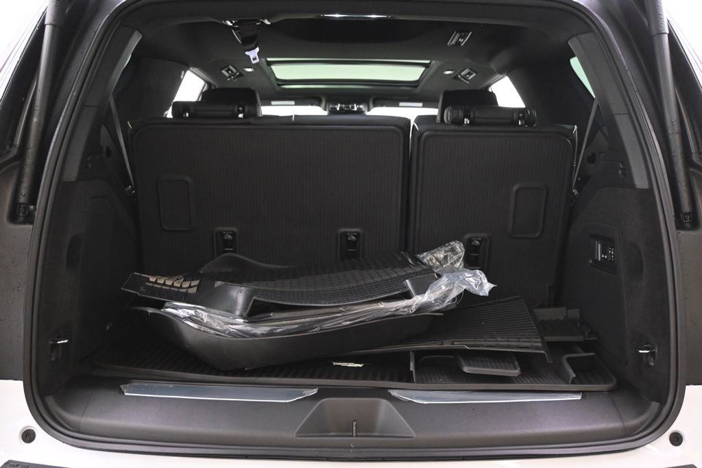 New 2026 Cadillac Escalade Luxury w/ Touring Package image 20