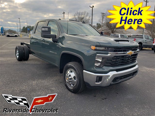New 2026 Chevrolet Silverado 3500 LT video 1