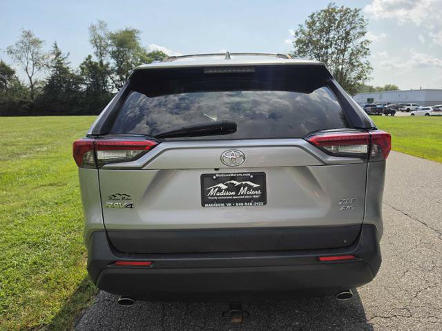 Used 2020 Toyota RAV4 XLE w/ All Weather Liner Package AWD/4WD image 7