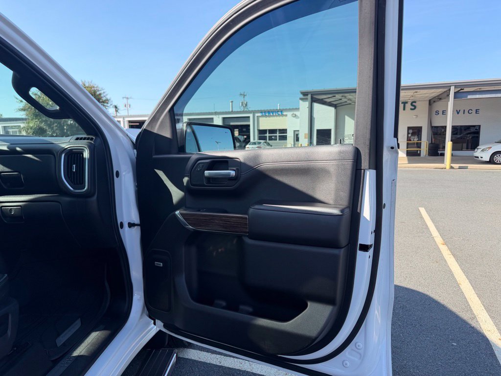 Used 2019 Chevrolet Silverado 1500 High Country w/ High Country Premium Package AWD/4WD image 30