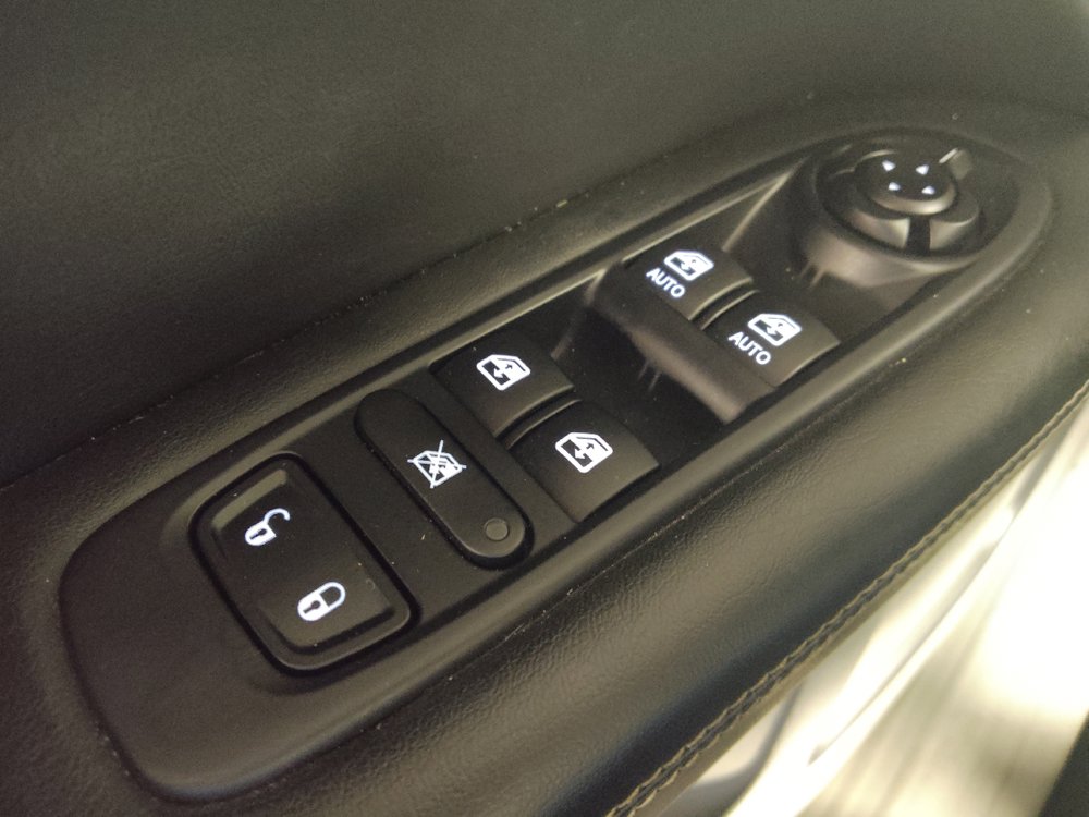 Used 2020 Jeep Compass Latitude w/ Popular Equipment Group AWD/4WD image 27