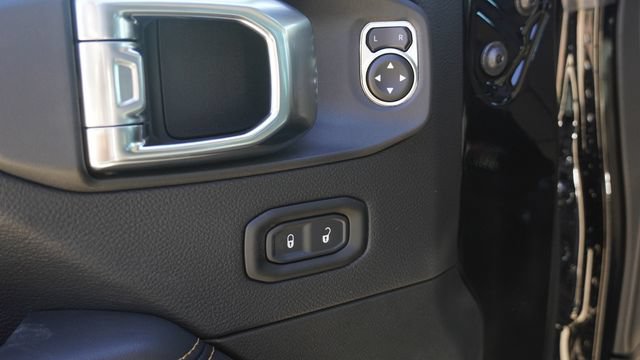 New 2026 Jeep Gladiator Mojave AWD/4WD image 18
