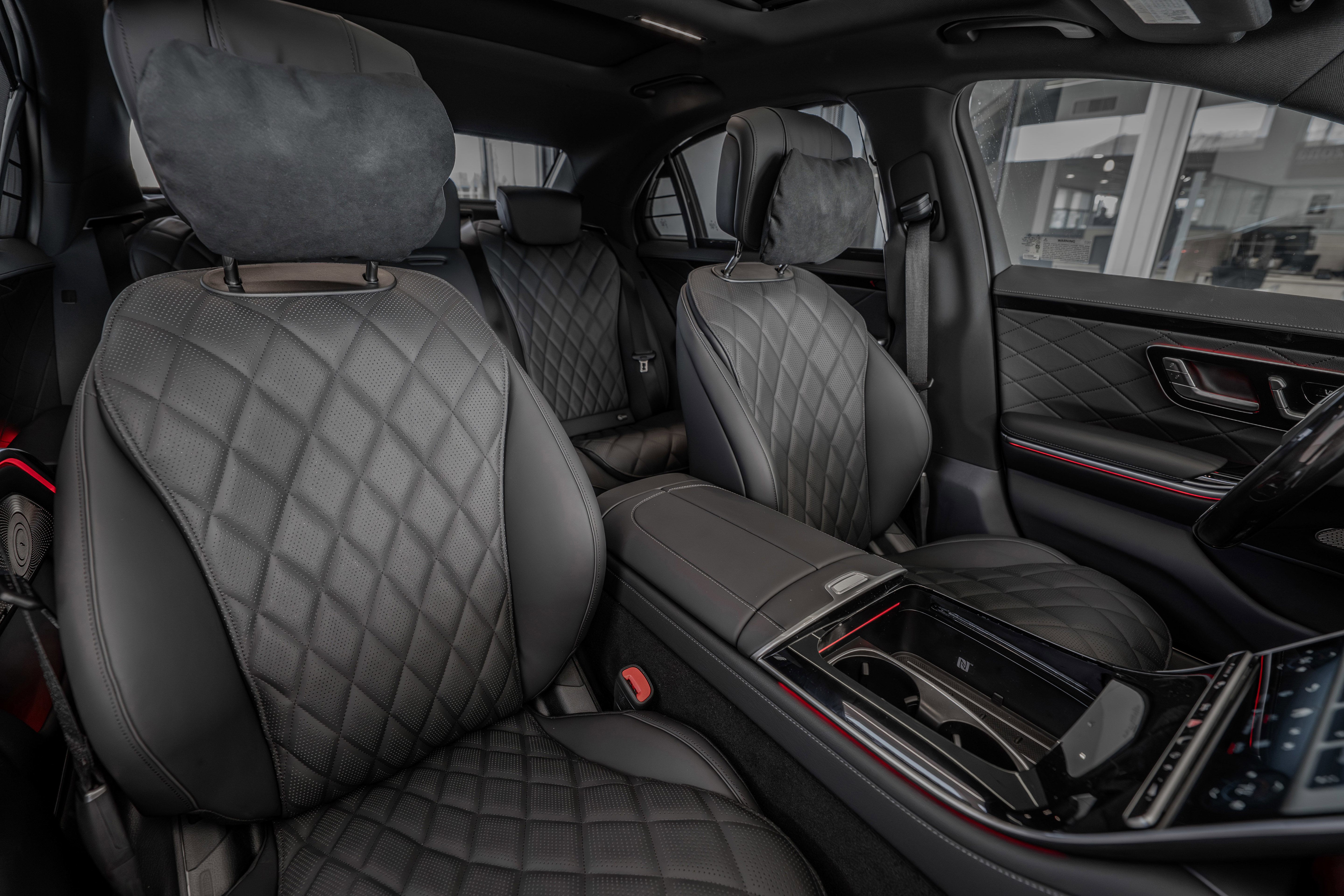 New 2025 Mercedes-Benz S 500 4MATIC image 32