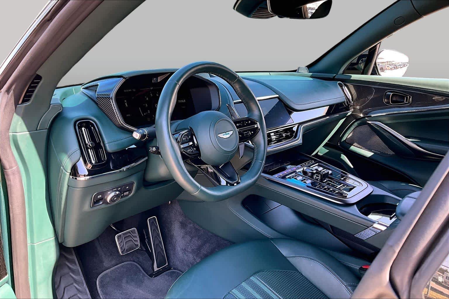 Used 2025 Aston Martin DBX 707 AWD/4WD image 17