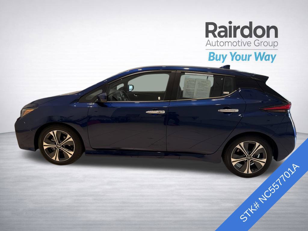 Used 2022 Nissan Leaf SV FWD image 2