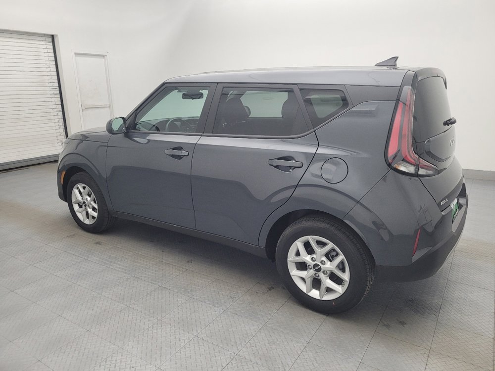 Used 2025 Kia Soul S image 3