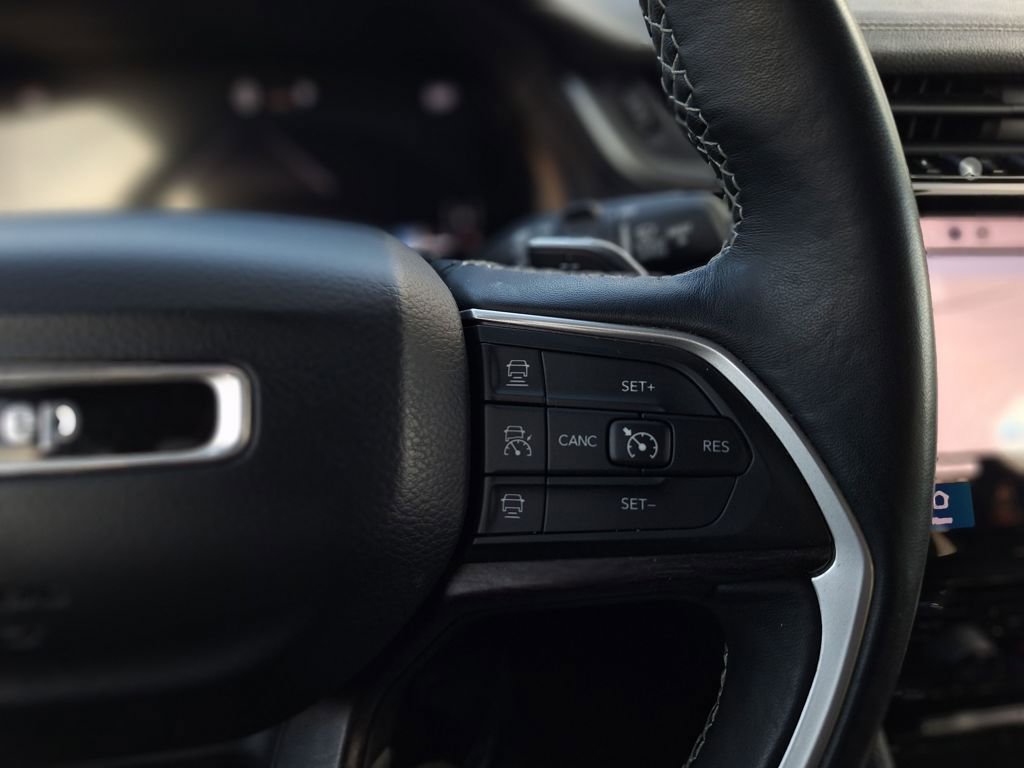 Used 2021 Jeep Grand Cherokee L Limited w/ Trailer Tow Group (B) image 18