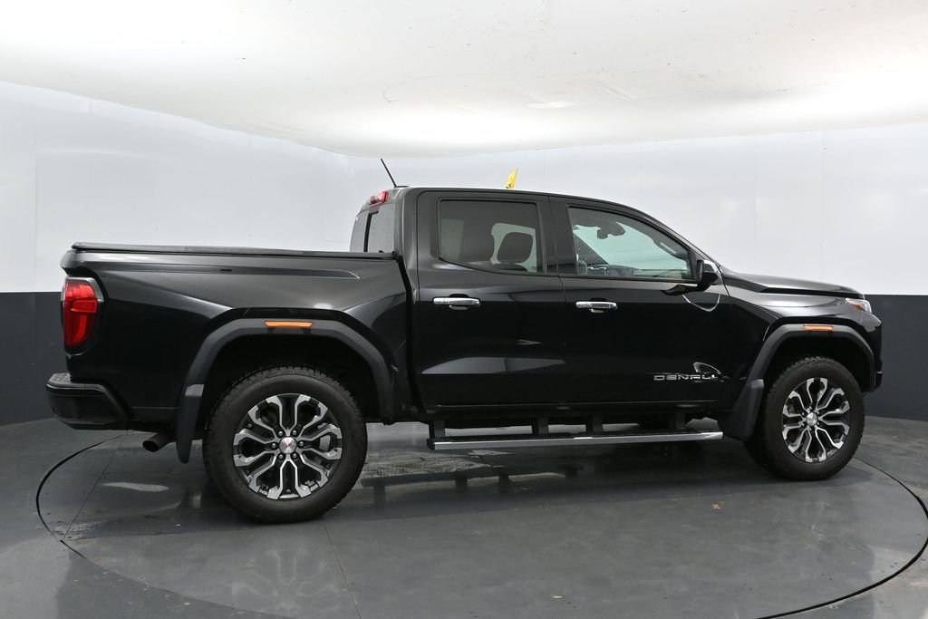 Used 2024 GMC Canyon Denali AWD/4WD image 4