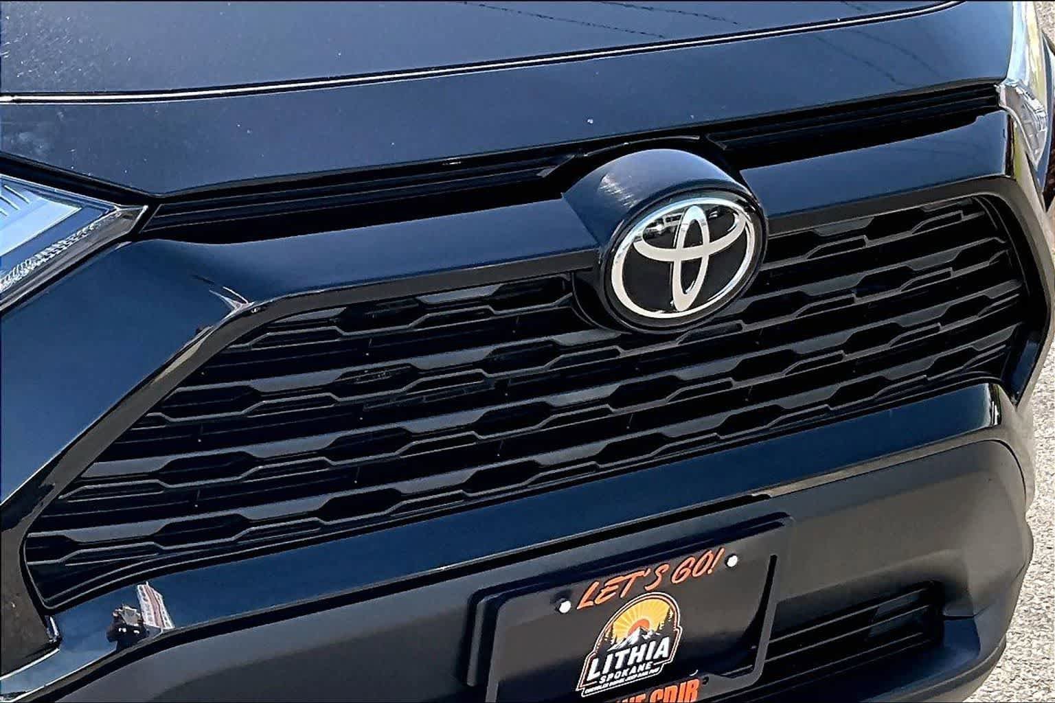 Used 2024 Toyota RAV4 XLE w/ Convenience Package AWD/4WD image 33