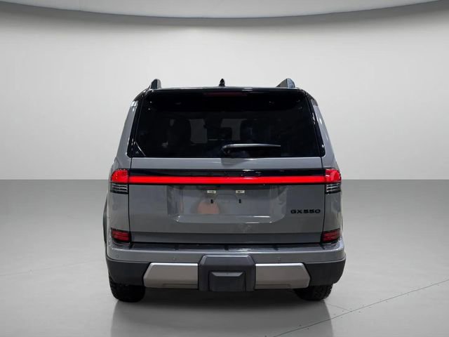 Used 2025 Lexus GX 550 image 4