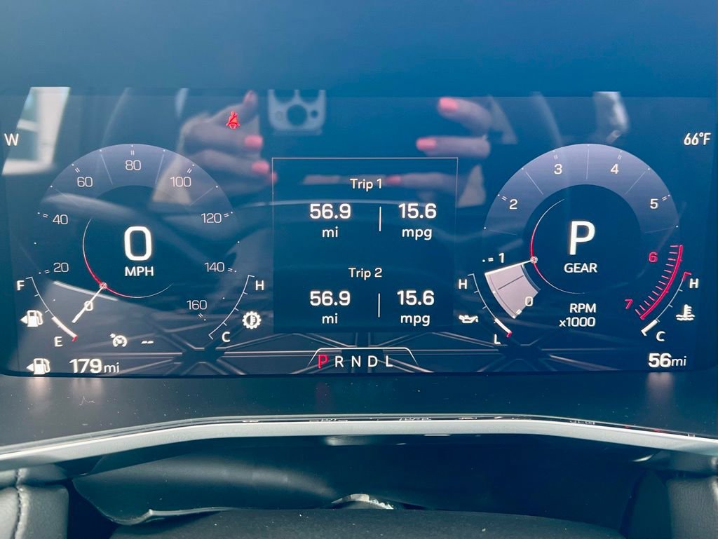 New 2026 GMC Canyon Elevation w/ Convenience Package image 12