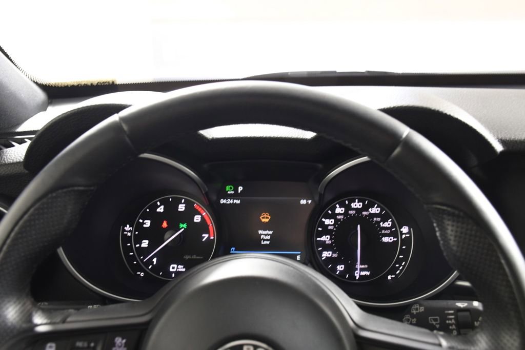 Used 2022 Alfa Romeo Stelvio Ti image 31