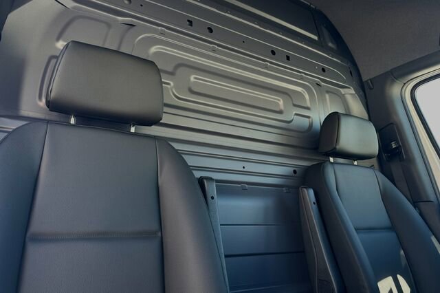 Used 2024 Mercedes-Benz Sprinter 3500 image 15
