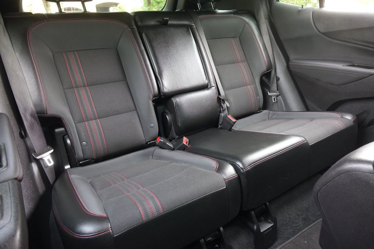 Used 2024 Chevrolet Equinox RS FWD image 12