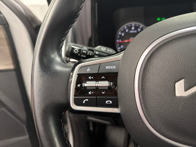 Certified 2023 Kia Sorento X-Line EX AWD/4WD image 44