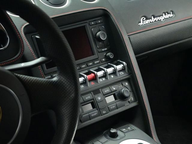 Used 2014 Lamborghini Gallardo LP 550-2 image 41
