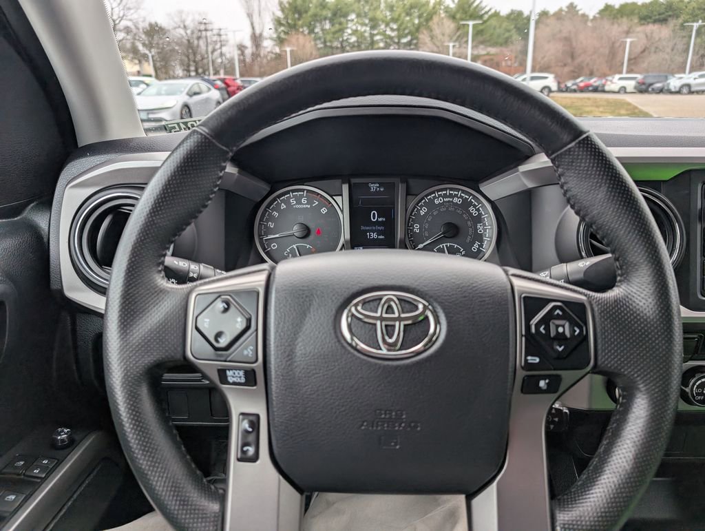 Used 2017 Toyota Tacoma SR5 w/ Tow Package image 19