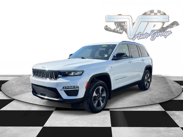 Used 2022 Jeep Grand Cherokee Limited 4xe w/ MOPAR Finishing Package image 2