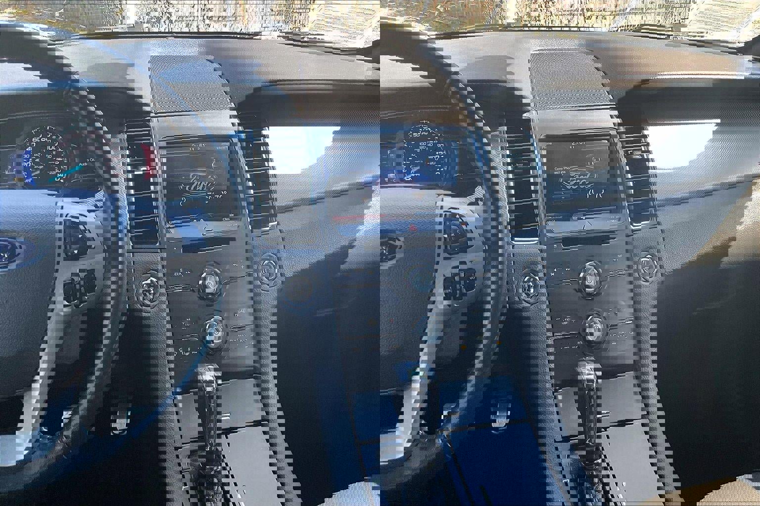 Used 2013 Ford Taurus SHO image 6