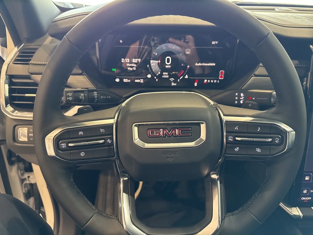 New 2025 GMC Acadia Elevation w/ Elevation Premium Package AWD/4WD image 31