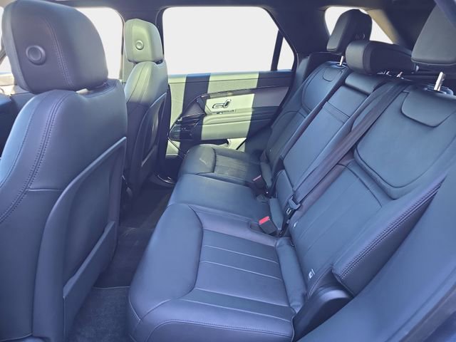 Used 2025 Land Rover Range Rover Sport image 17