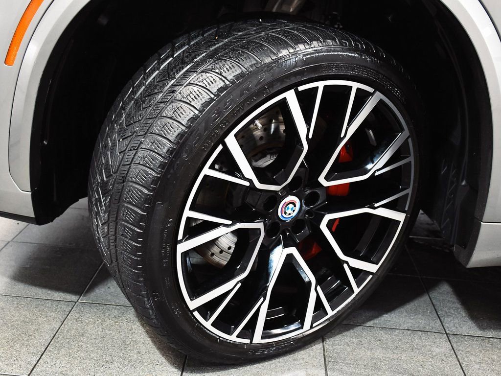 Used 2023 BMW X5 M w/ Executive Package AWD/4WD image 7