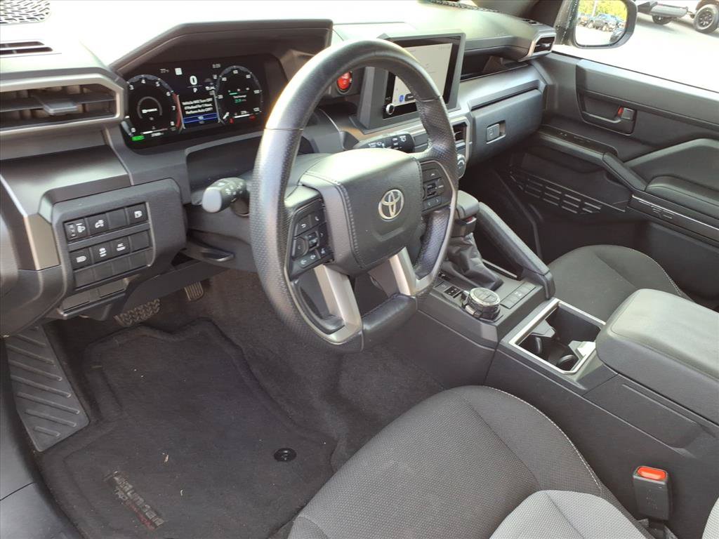 Used 2025 Toyota 4Runner TRD Off-Road AWD/4WD image 6