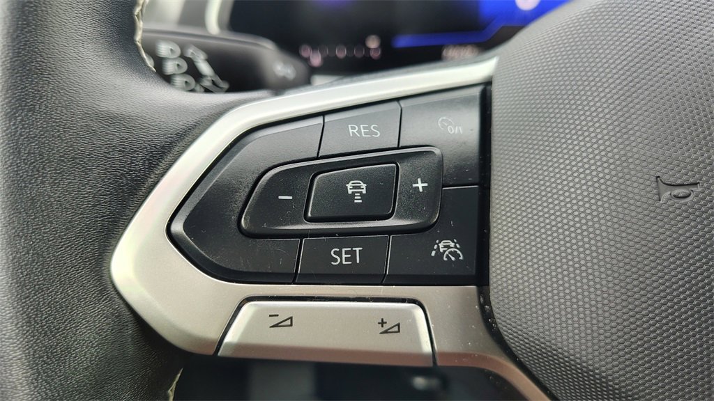 Used 2024 Volkswagen Tiguan S image 15