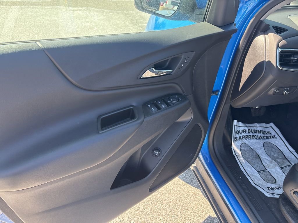 Used 2024 Chevrolet Equinox LT image 21