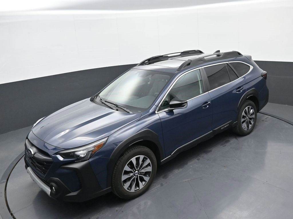 Used 2025 Subaru Outback Limited XT image 31