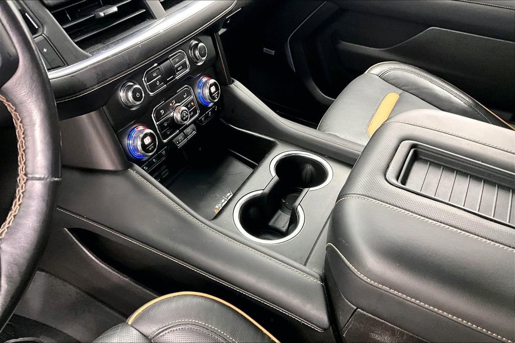 Used 2021 GMC Yukon XL AT4 w/ AT4 Premium Plus Package image 17