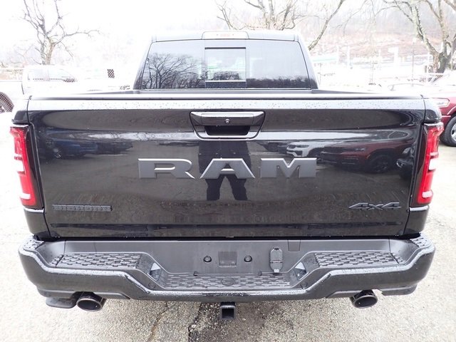 New 2026 RAM 1500 4x4 Crew Cab image 4