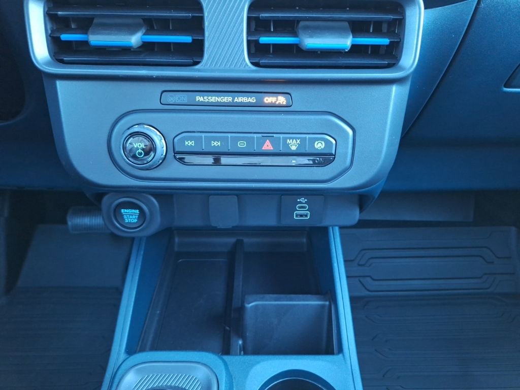 New 2026 Ford Maverick Lobo AWD/4WD image 12