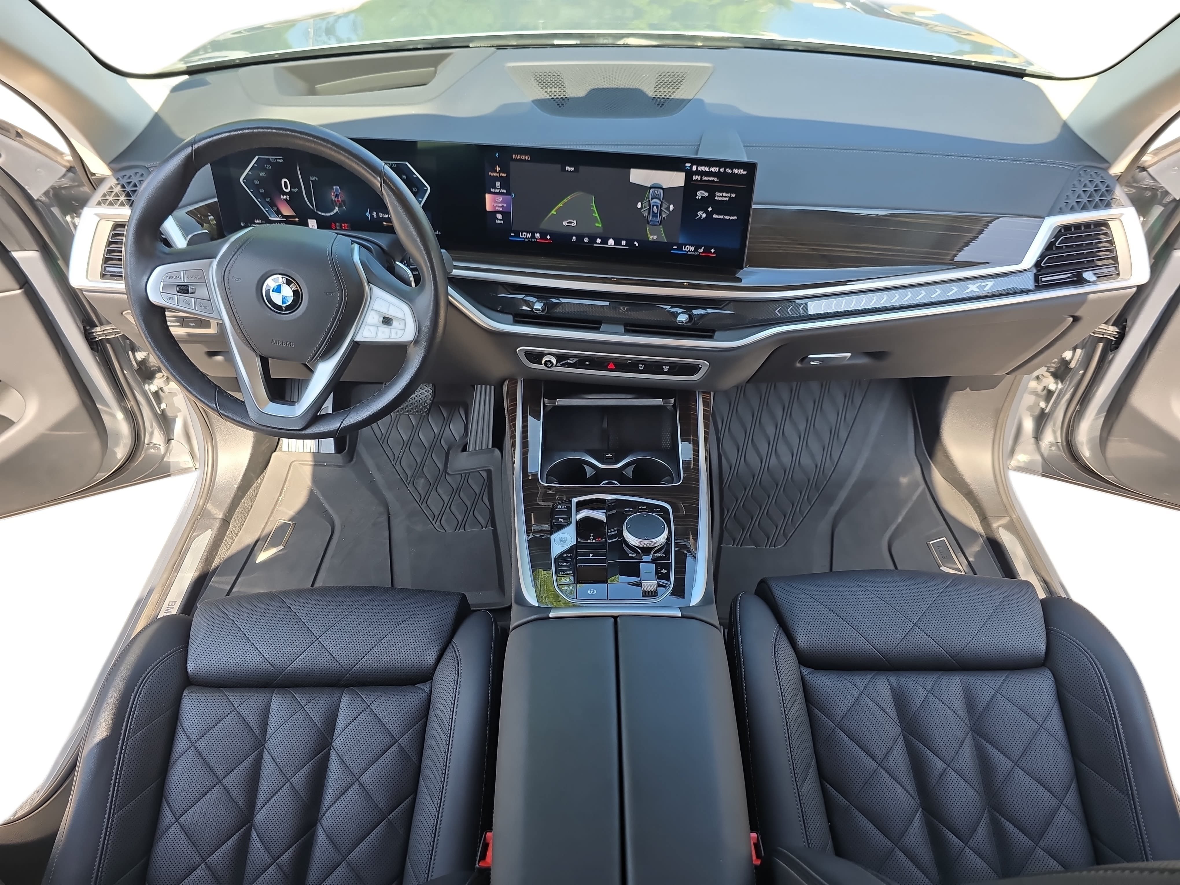 Used 2025 BMW X7 xDrive40i AWD/4WD image 9