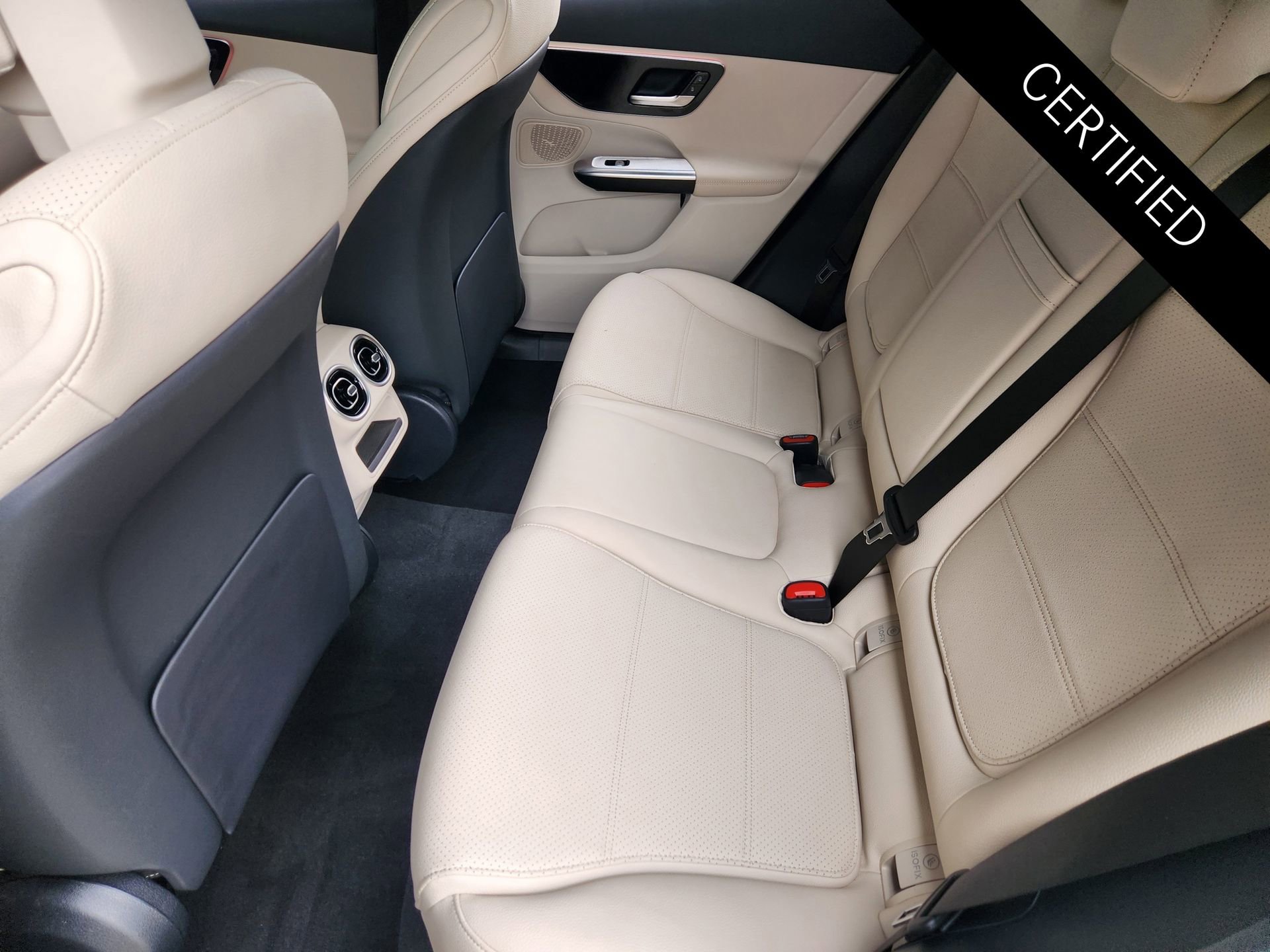 Certified 2026 Mercedes-Benz GLC 300 image 30