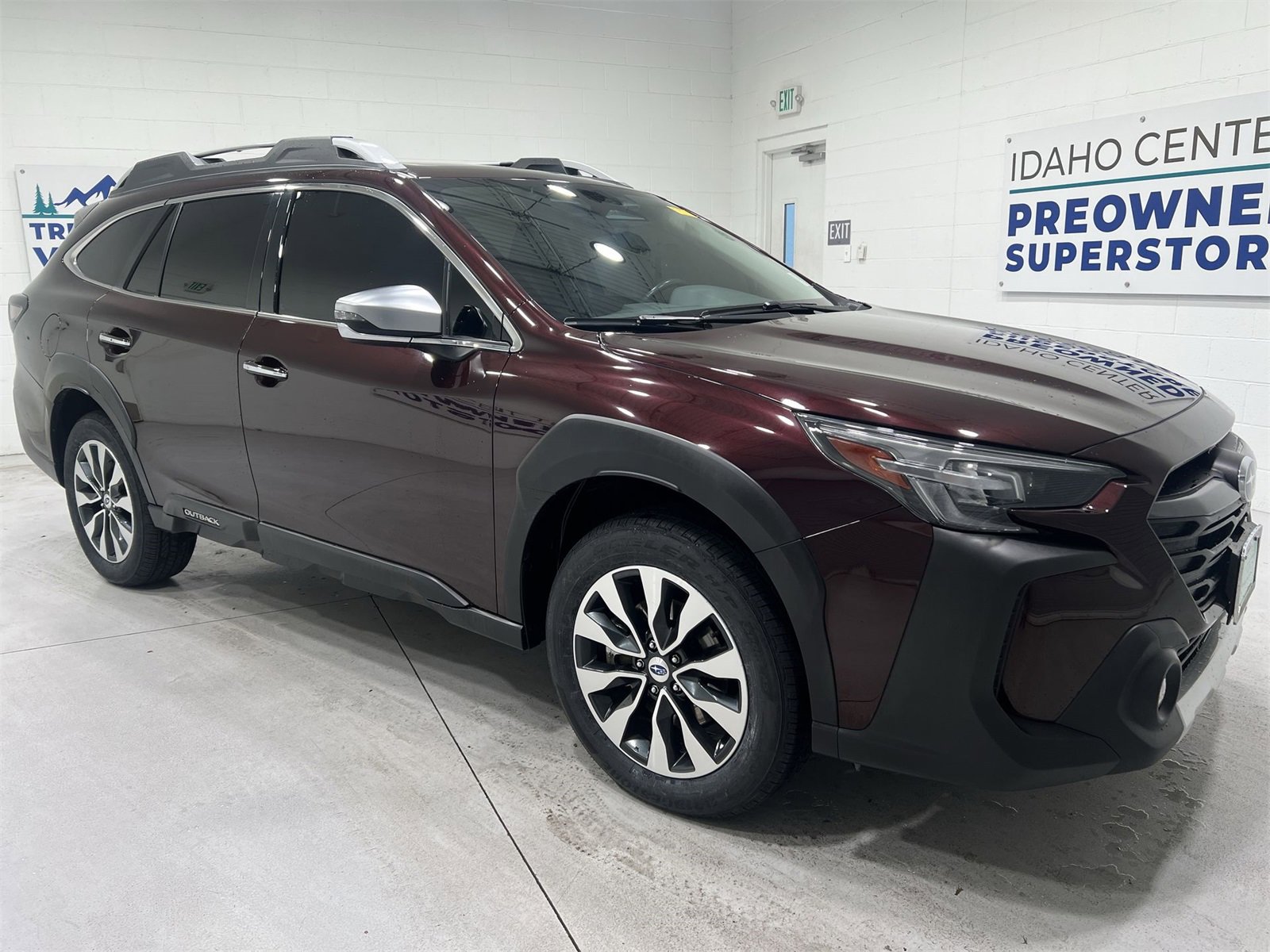 Certified 2023 Subaru Outback Touring XT video 2