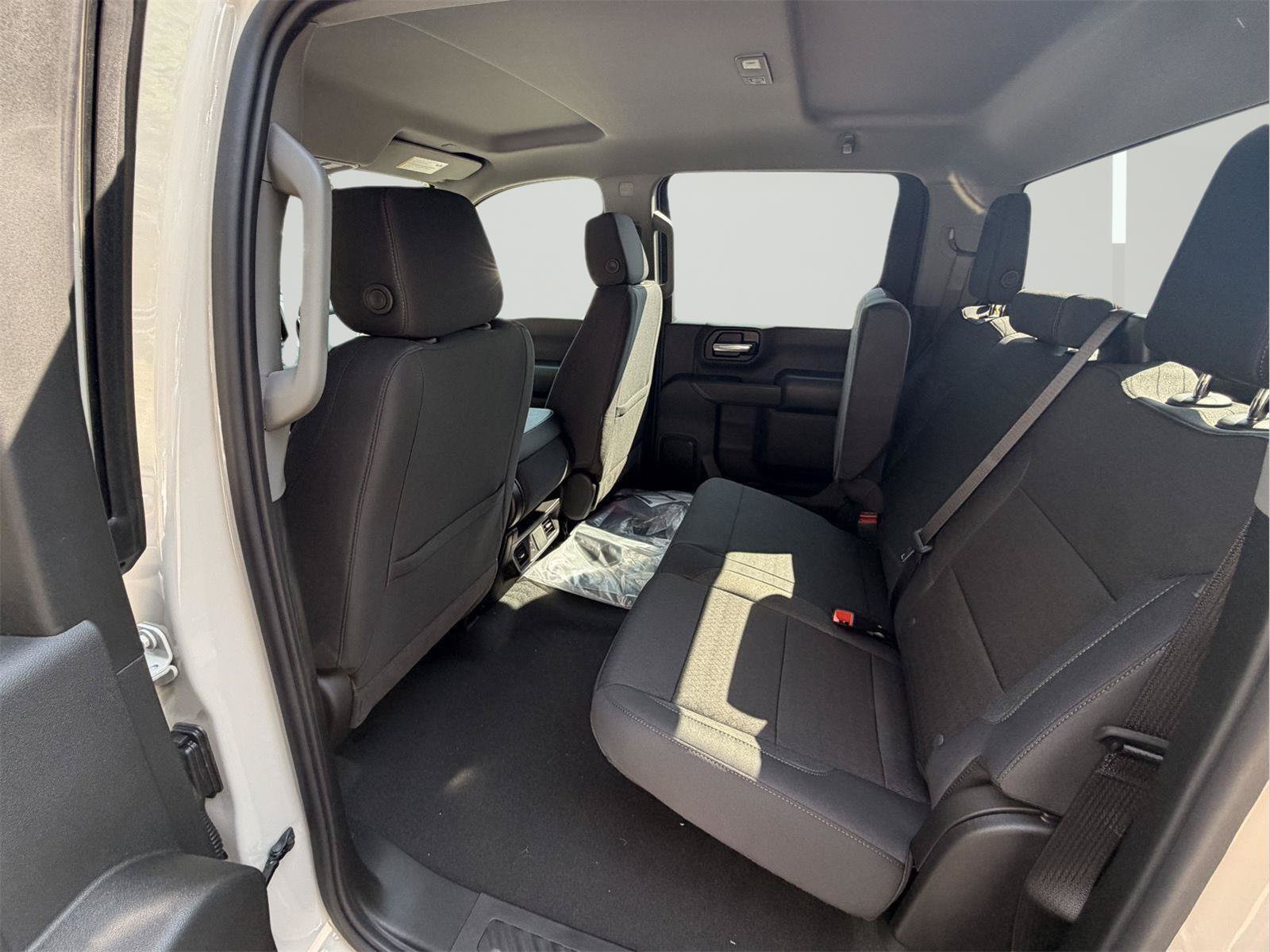 New 2026 Chevrolet Silverado 2500 Custom w/ Custom Value Package AWD/4WD image 20