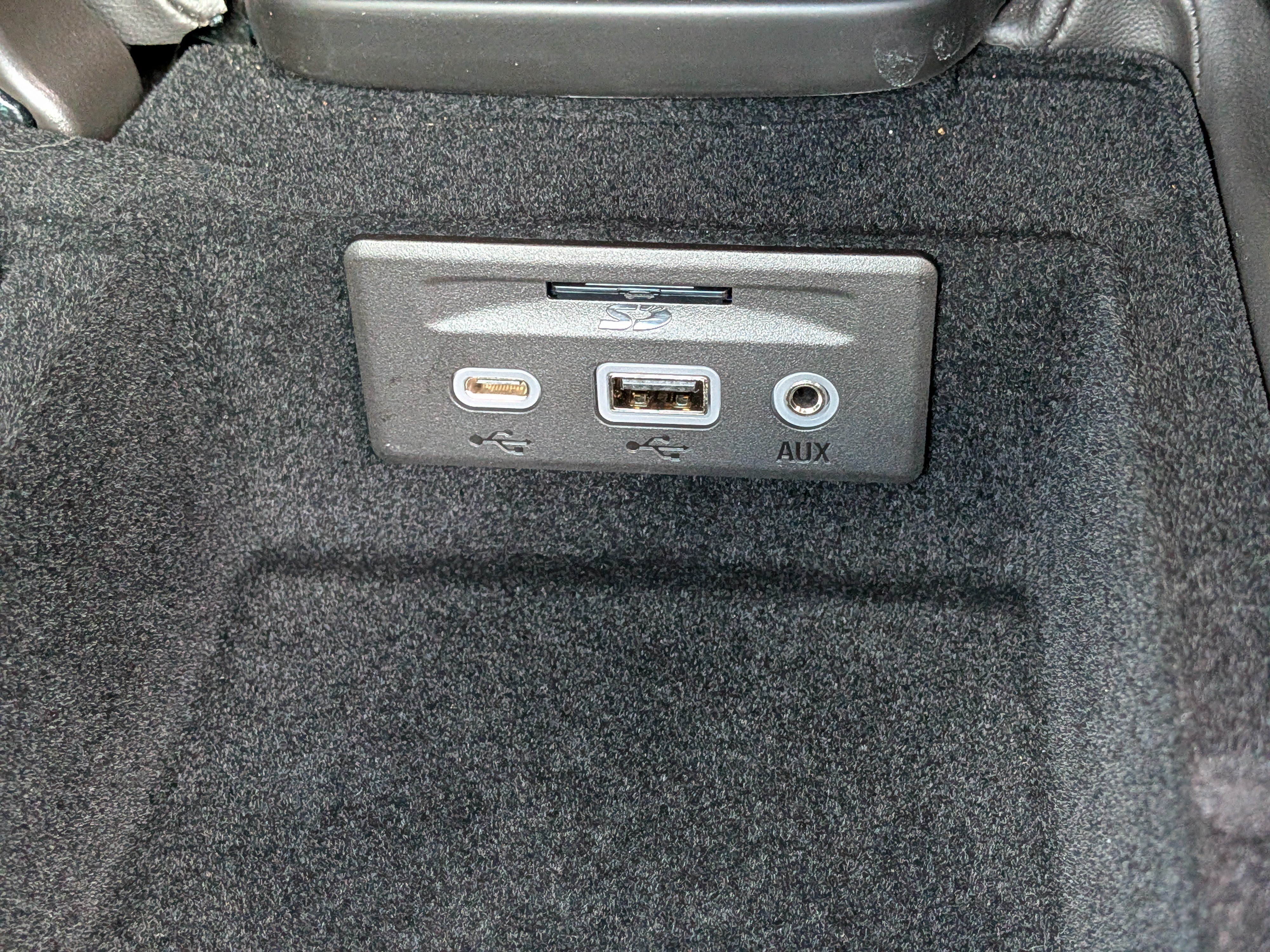 Used 2022 Chevrolet Corvette Stingray Preferred Cpe w/ Battery Protection Package RWD image 29