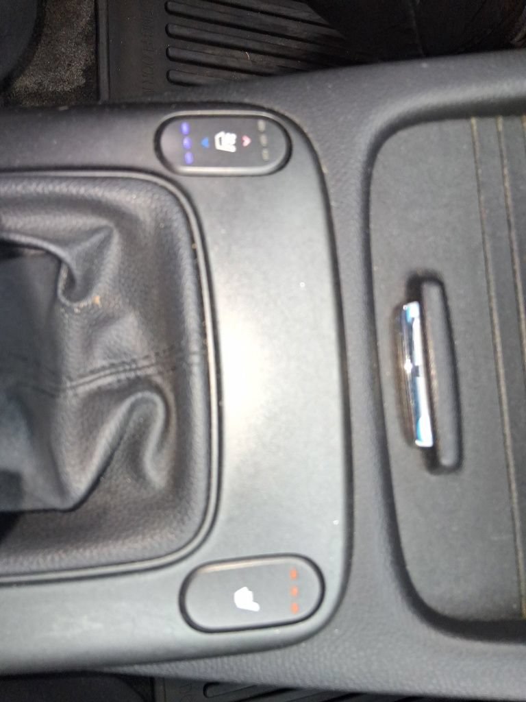 Used 2016 Kia Forte SX w/ Option Group 050 FWD image 23