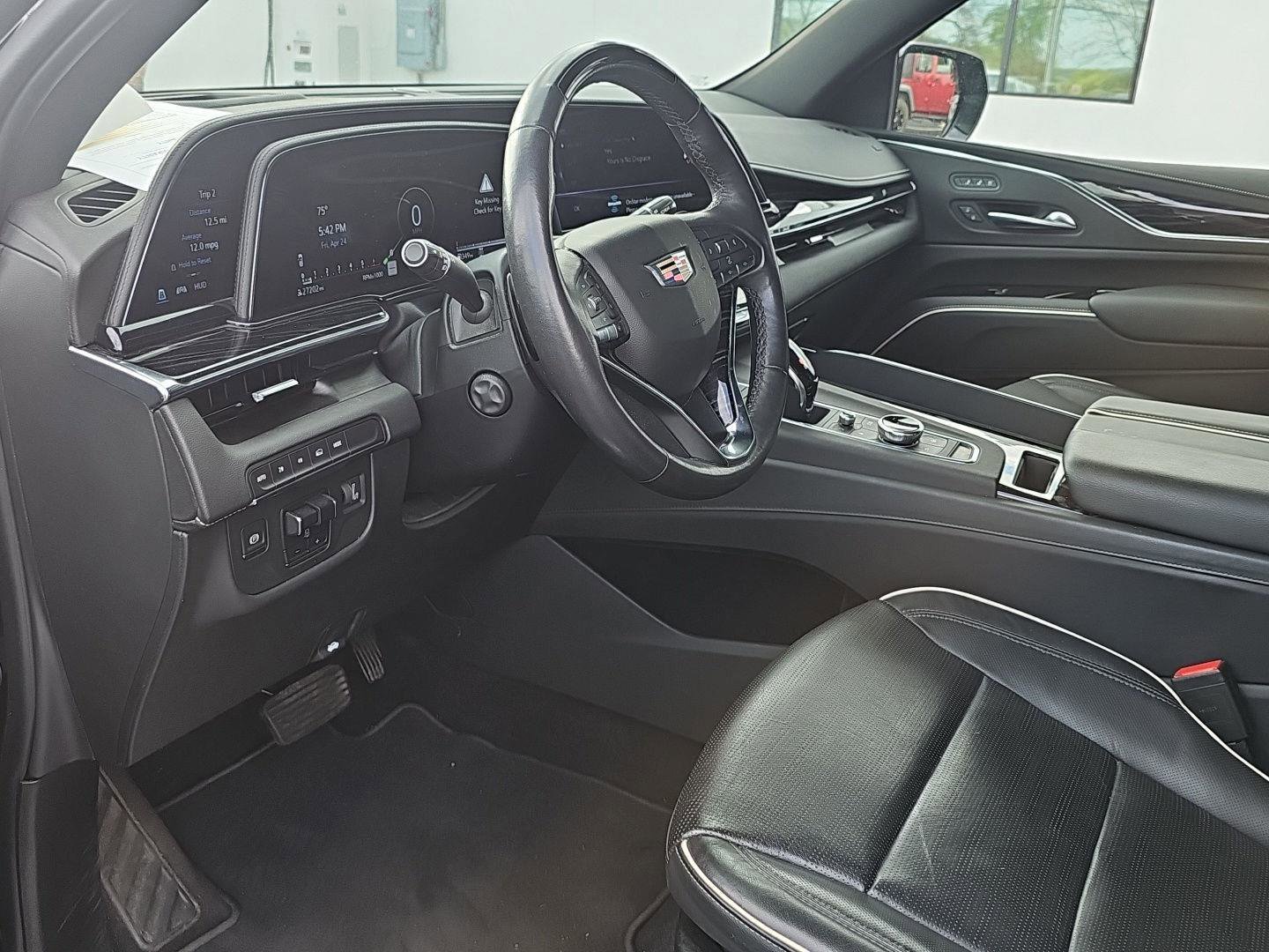 Used 2023 Cadillac Escalade Sport AWD/4WD image 8