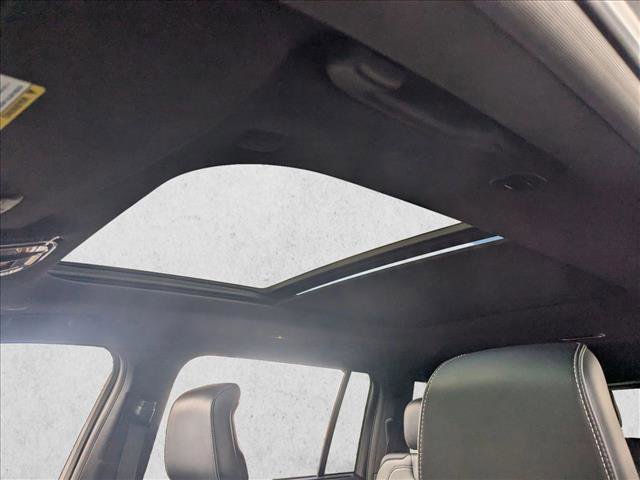 Used 2021 Jeep Grand Cherokee L Overland w/ Advanced Protech Group III image 14