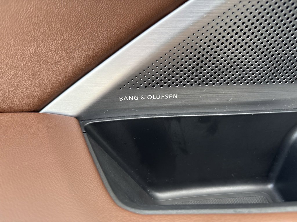 Used 2025 Acura MDX w/ Technology Package image 18