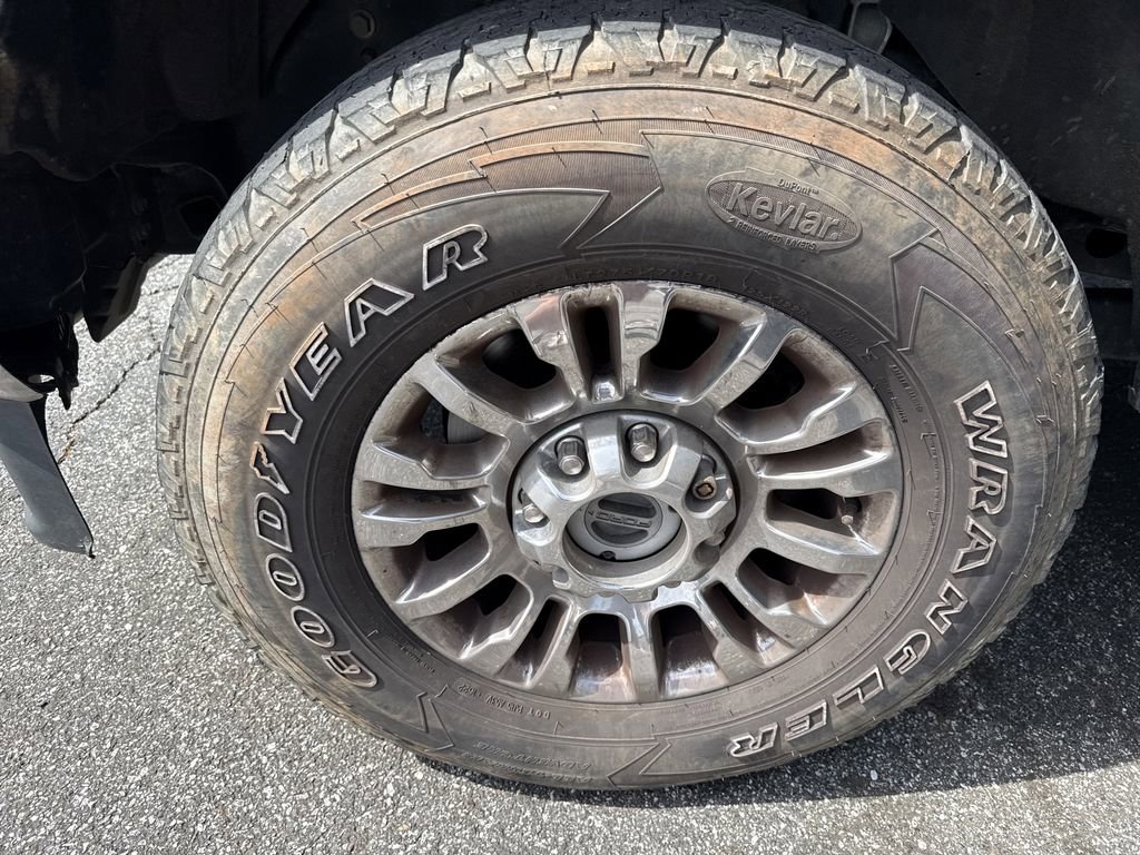 Used 2020 Ford F350 XLT w/ XLT Premium Package image 10