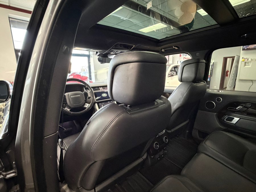 Used 2020 Land Rover Range Rover HSE AWD/4WD image 23
